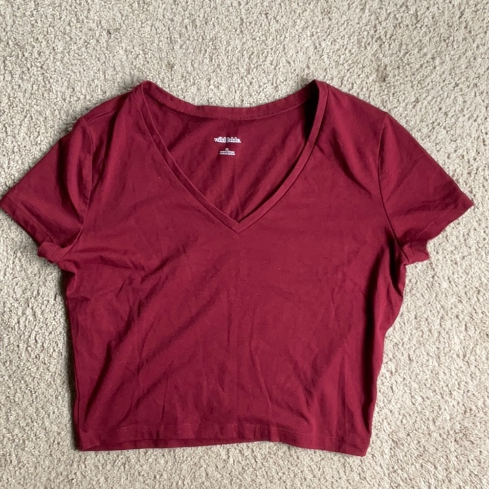 Cropped v-neck